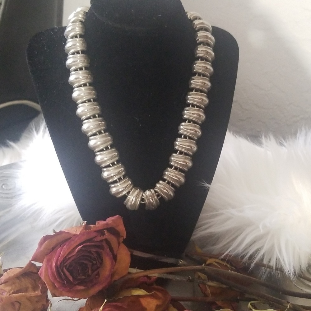 Necklace - Picture 2 of 4